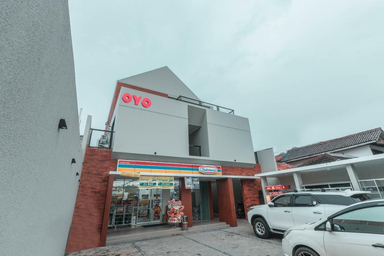 Hotel Oyo 780 Acg House Kalibata Syariah Dżakarta Zewnętrze zdjęcie